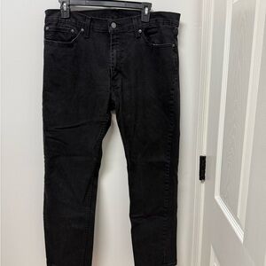 Levi's Men's Dark Black Straight Jeans
